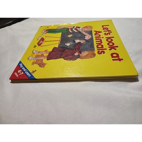 Lets Look At Animals Play & Learn 4-7 Years by Karen O'Callaghan - Picture 5 of 10